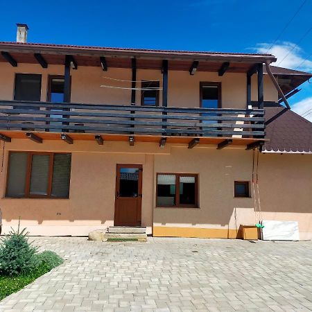Casa Luna Gura Humorului Exterior photo